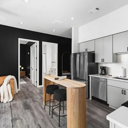 Chic Music Row Condo Rooftop Deck With City View Gym Office And More